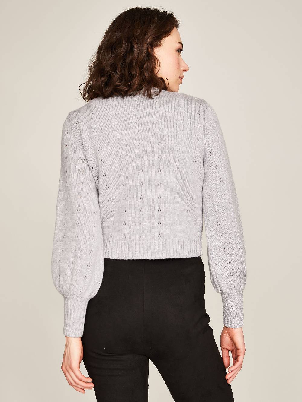 Limberry Graue Strickjacke mit Lochmuster - EMILIA Riesige Rabatte