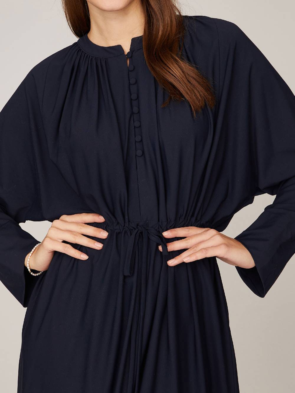 Limberry Dunkelblaues Oversize-Kleid mit Knopfleiste - LIV SCHWARZBLAU Fabrikverkauf
