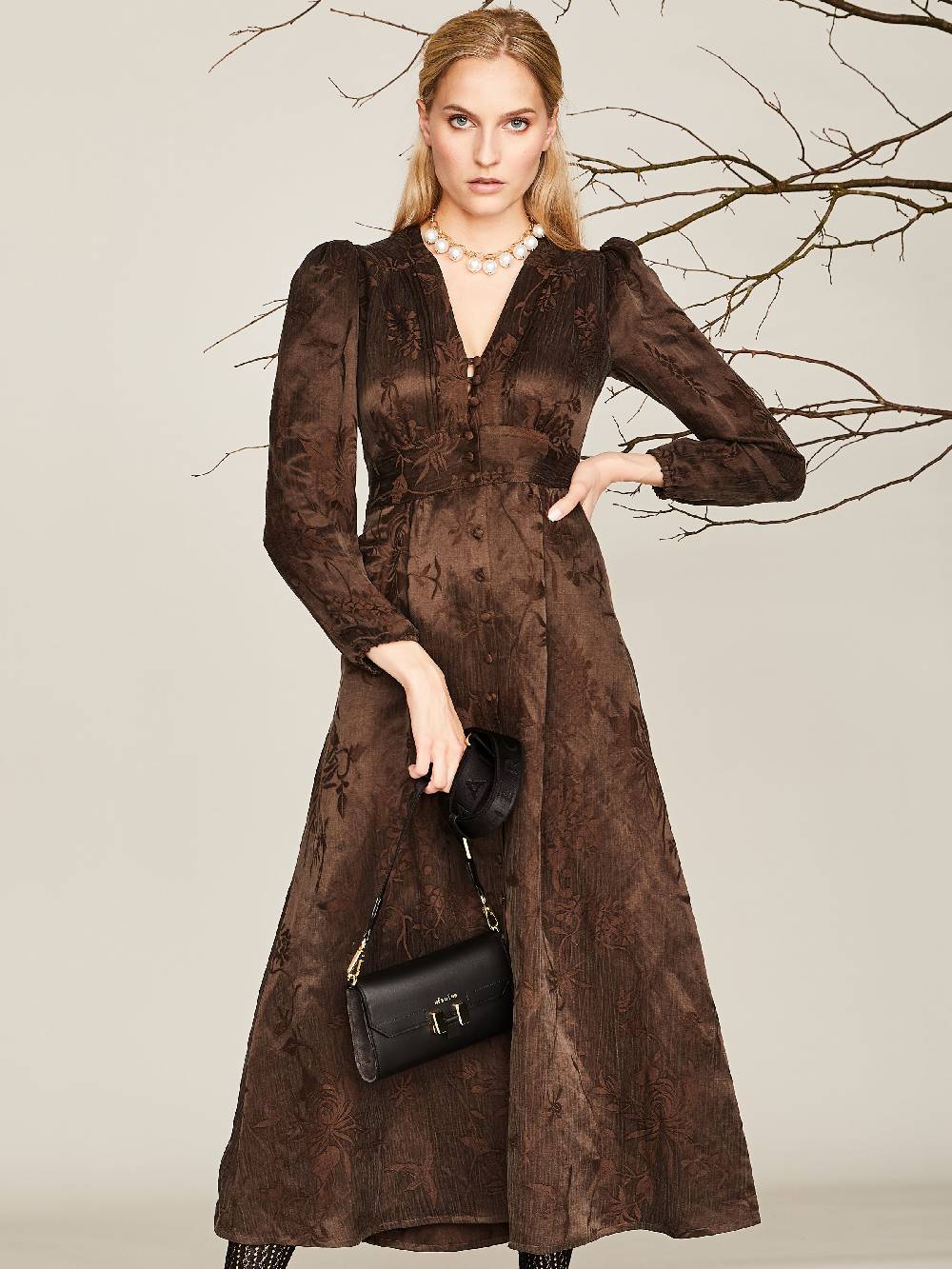 Limberry Braunes Kleid mit floralem Muster - ZOE Meist gekauft