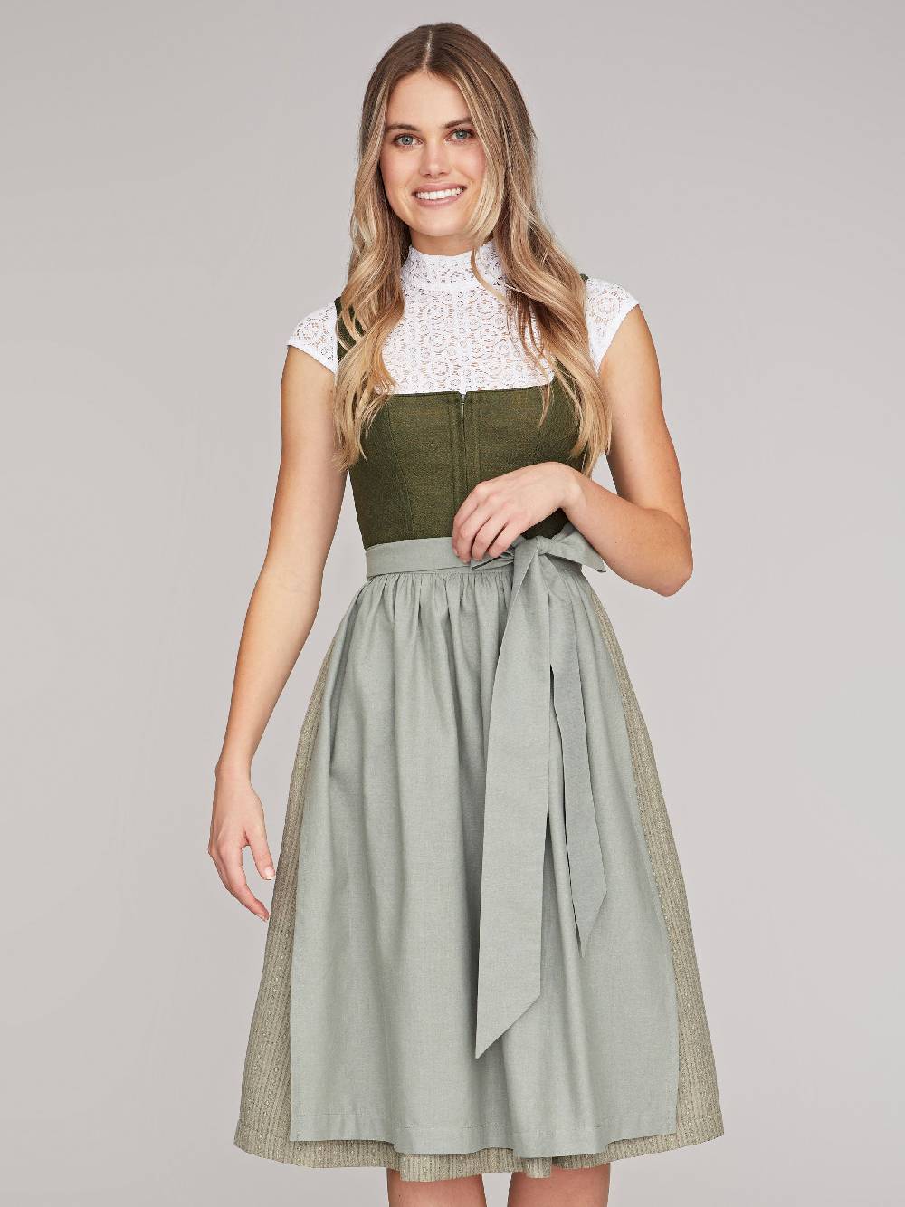 Limberry Dirndlbluse mit Flügelarm - GRETA Limitierter Zeitrabatt