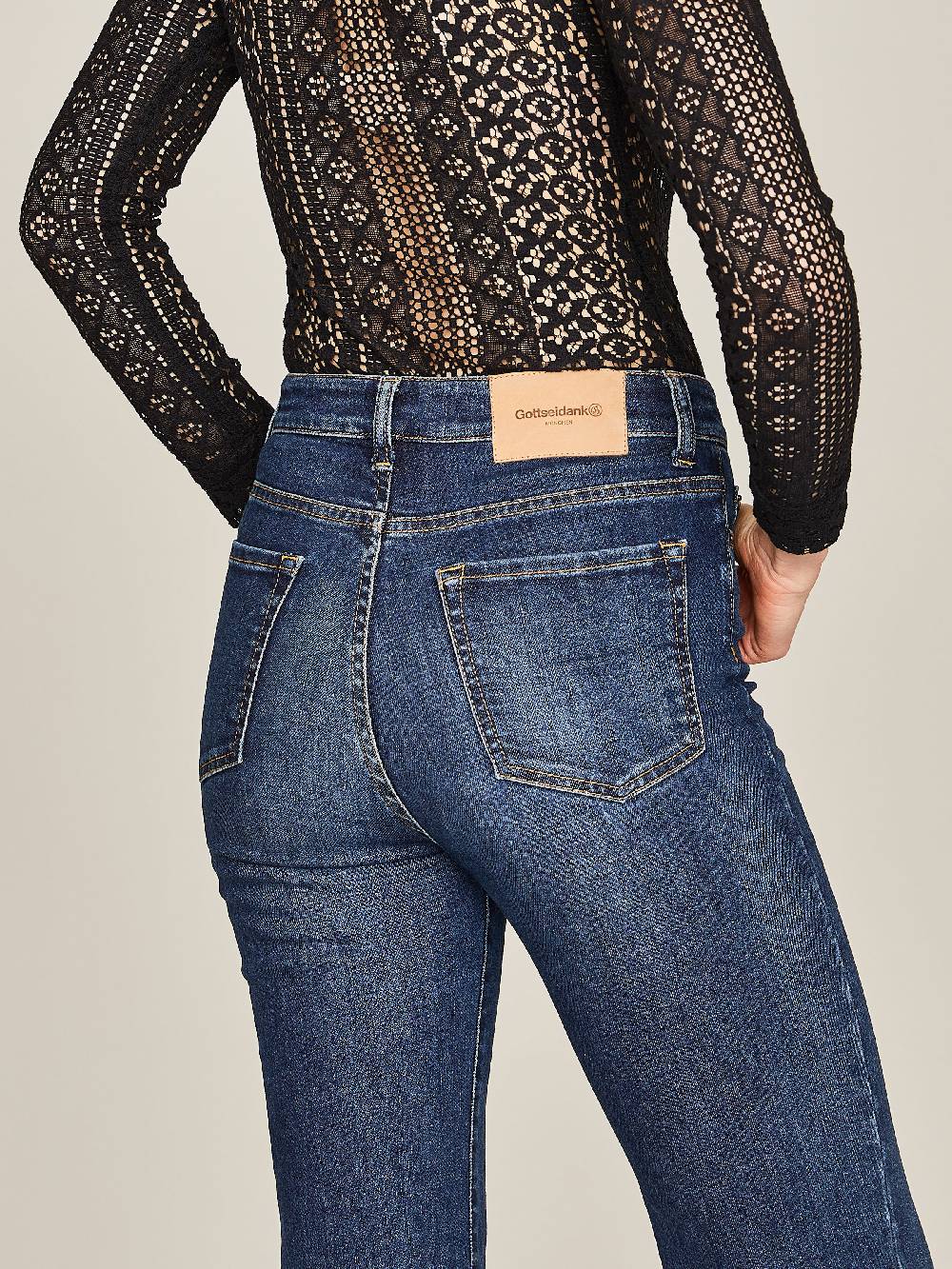 Limberry Stahlblaue Highwaist-Jeans im Flair-Schnitt - LESLIE Online Outlet