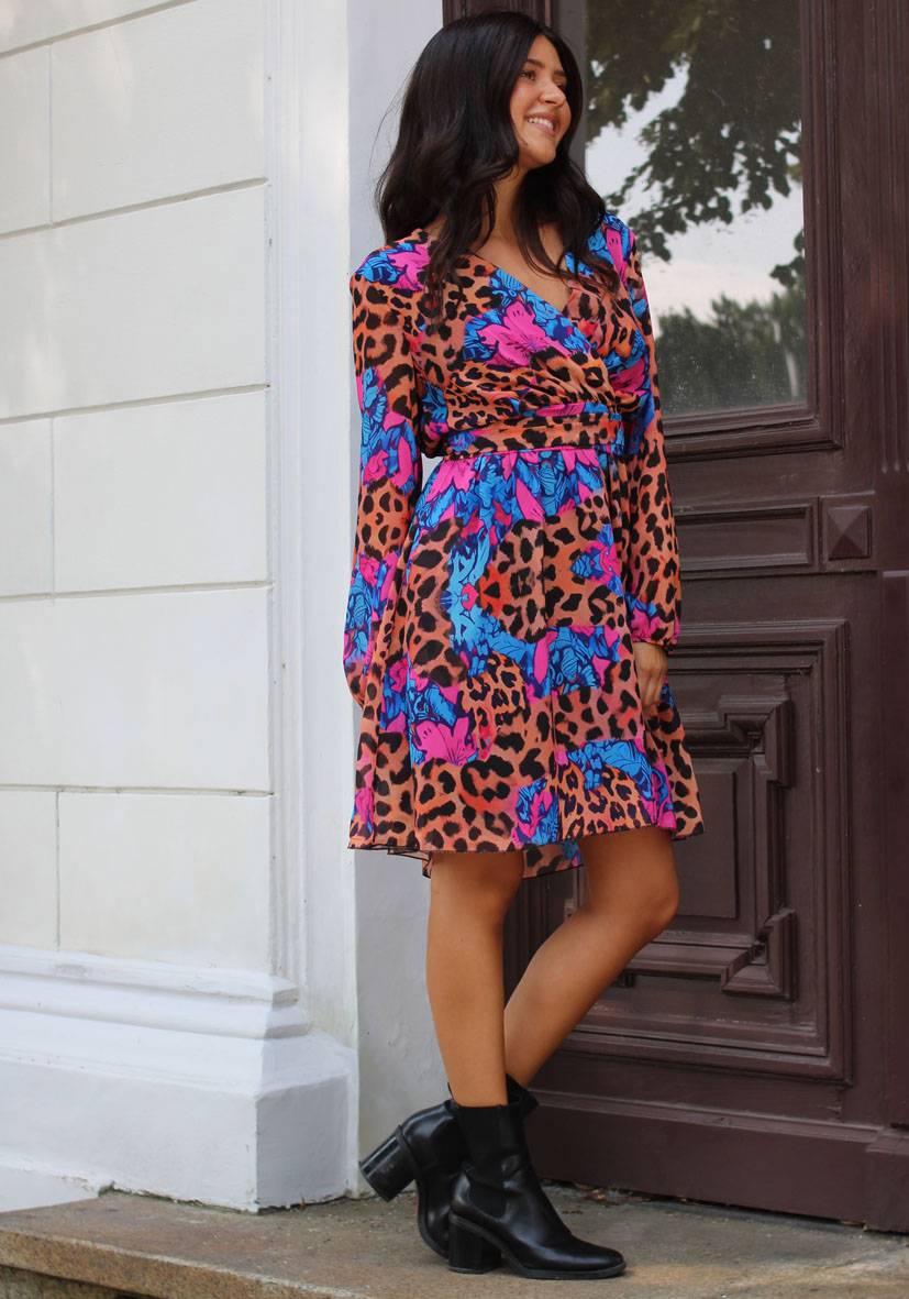 Miss Goodlife Dress Colorful Leo Short 50% Rabatt mit kostenlosem Versand