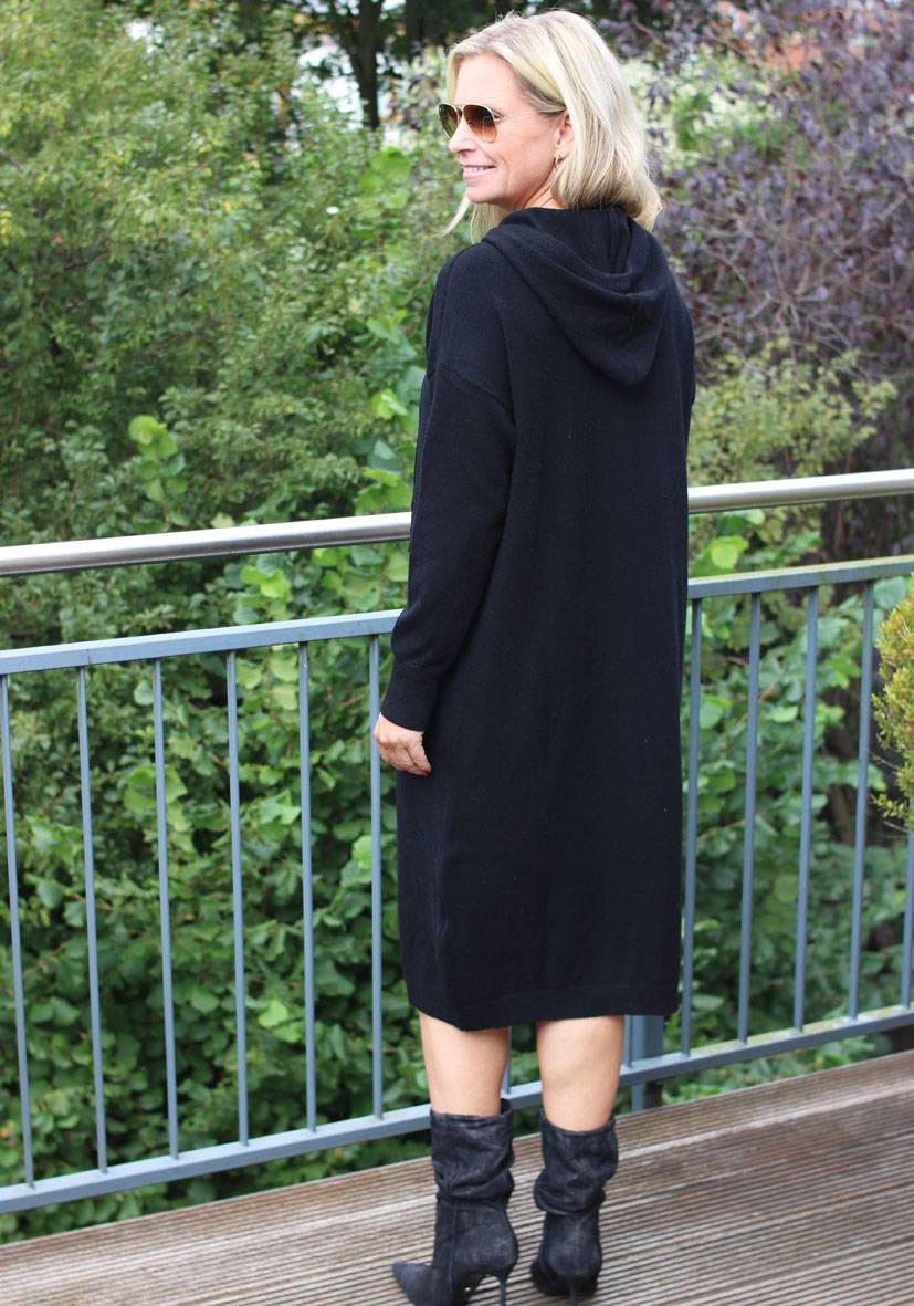 Miss Goodlife Dress Knitted Hoodie long – black Fabrikverkauf