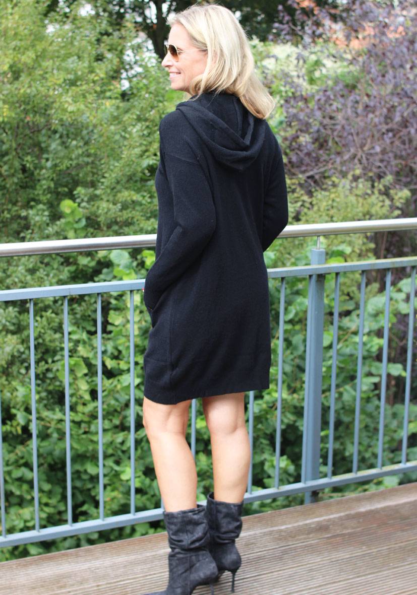 Miss Goodlife Dress Knitted Hoodie Pockets – black Fabrik Onlineshop