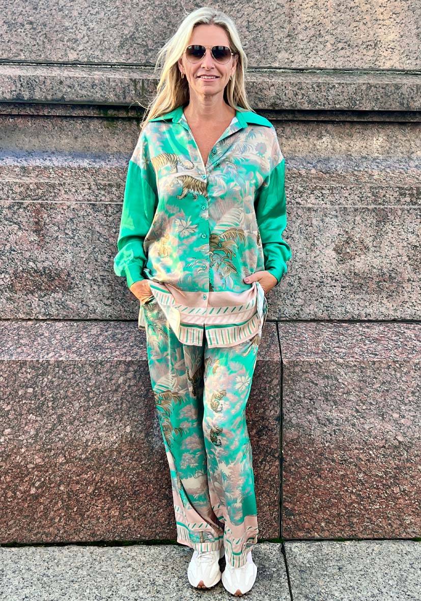 Miss Goodlife Blouse Tiger in the jungle – green Top Angebot