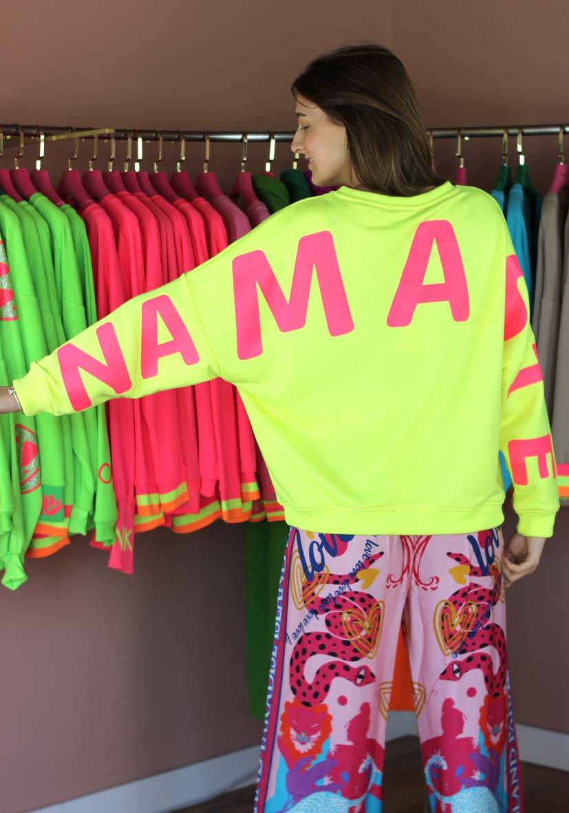 Miss Goodlife Roundneck Double Namasté Strass – neonyellow Im Verkauf