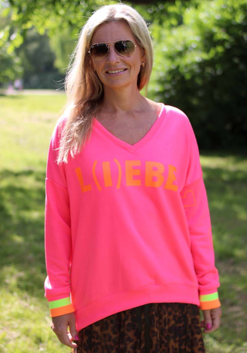 Miss Goodlife V-Neck L(i)ebe Hearts – neonpink Kostenloser Versand