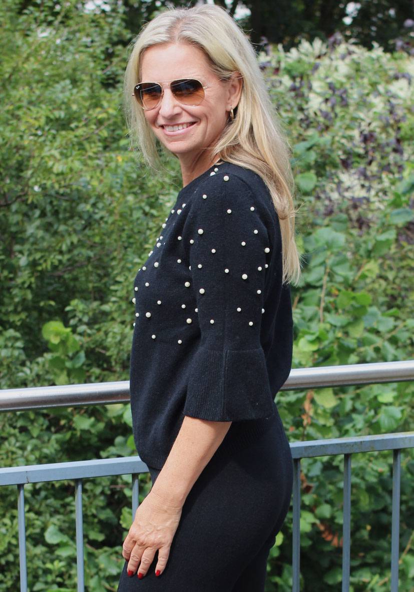 Miss Goodlife Pullover Pearl Roundneck – black Blitzverkäufe