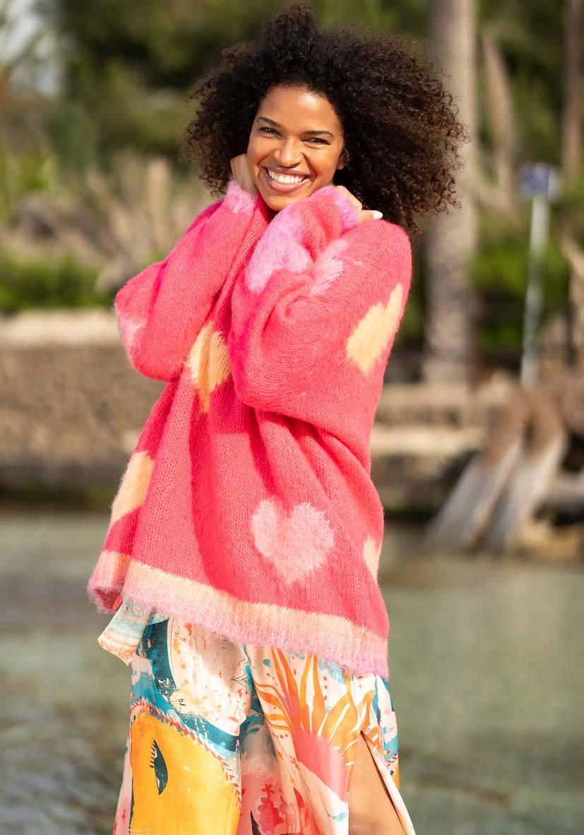 Miss Goodlife Pullover Hearts allover – pink Versandkostenfrei