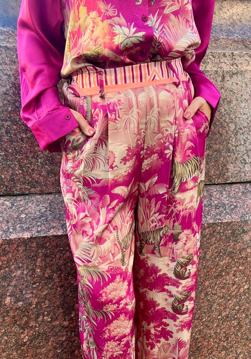 Miss Goodlife Pants Tiger in the jungle – berry Angebote