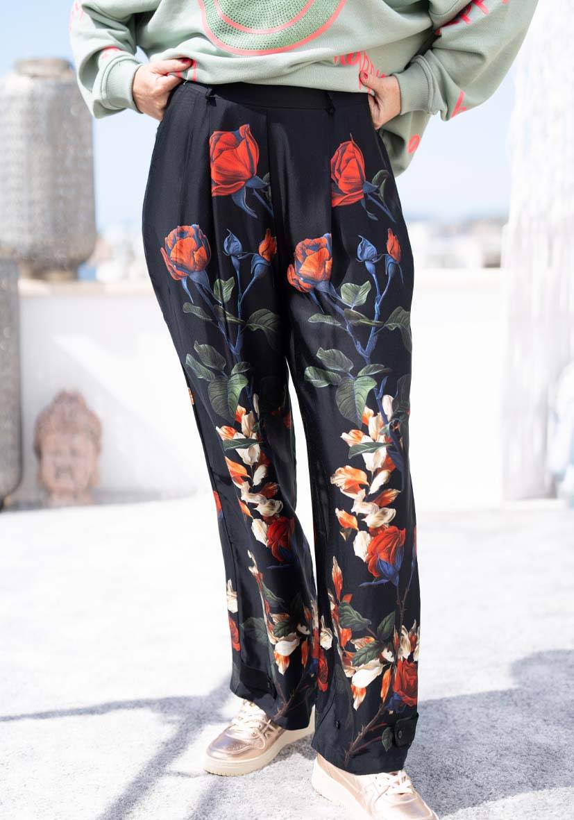 Miss Goodlife Pants Roses – black Jubiläumsangebot