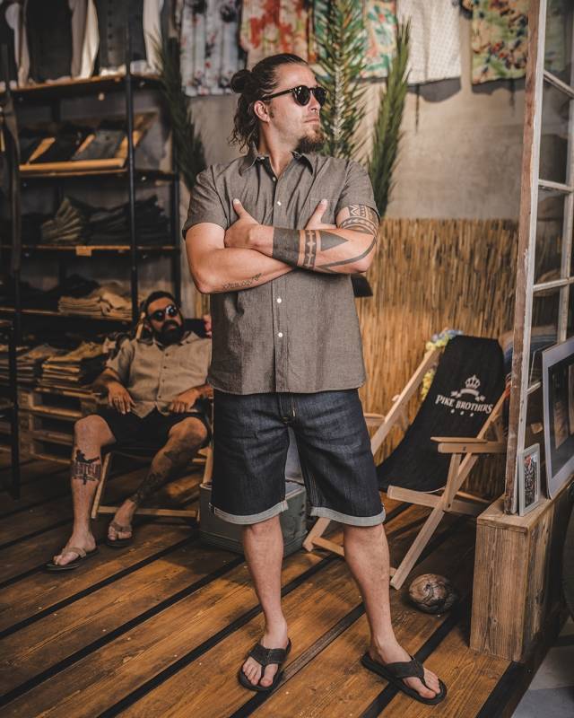Pike Brothers 1937 Roamer Shirt Short sleeve charcoal grey Tägliche Deals
