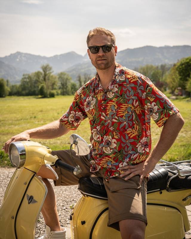 Pike Brothers 1937 Roamer Shirt short sleeve Naupaka red Nur für heute