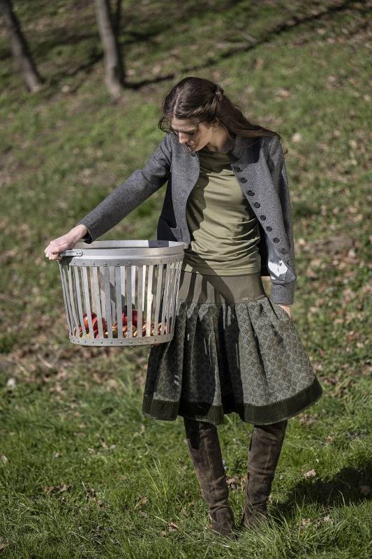 Rockmacherin Kronze Trachtenrock mit Blätterrauten auf Baumwolljacquard Valentinstagsangebot