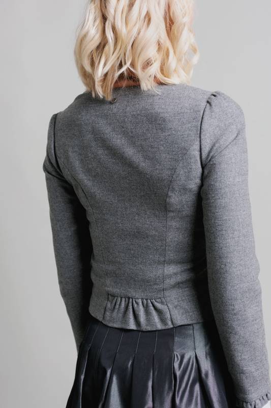 Rockmacherin Ann-Kathrin Spenzerjacke aus Leichtloden mit Rüschenabschluss am Ärmel Bestseller