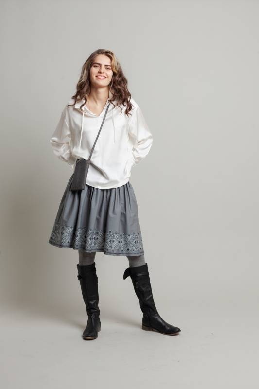 Rockmacherin Hilla Damenbluse oversized aus Viskosesatin Riesige Rabatte