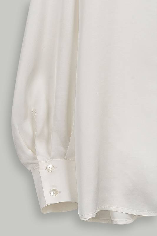 Rockmacherin Hilla Damenbluse oversized aus Viskosesatin Riesige Rabatte