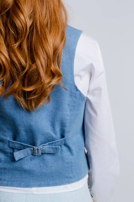 Rockmacherin Resal Damenweste aus Light Denim im klassischen Stil Online