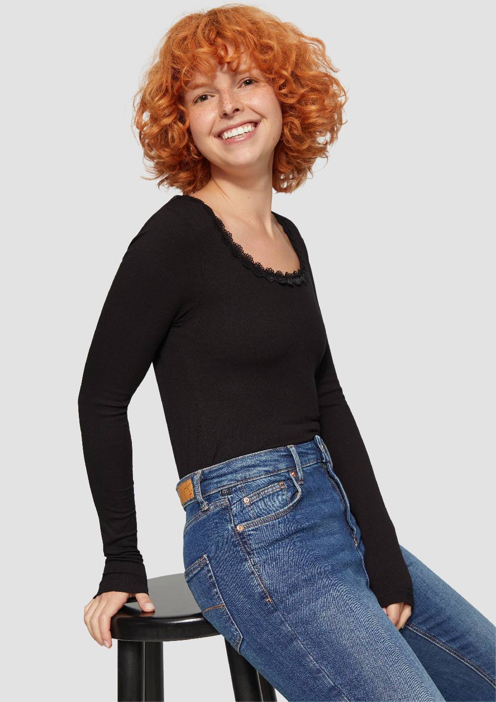 S.Oliver Rippshirt aus Viskosemix mit Spitzendetail Jubiläumsangebot