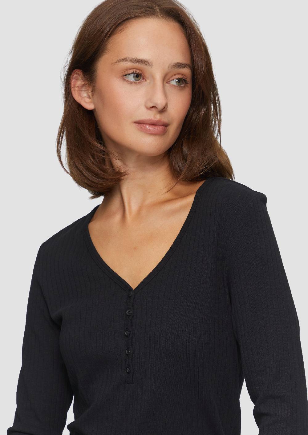S.Oliver Stretchiges Longsleeve mit Henleyausschnitt Lagerräumung