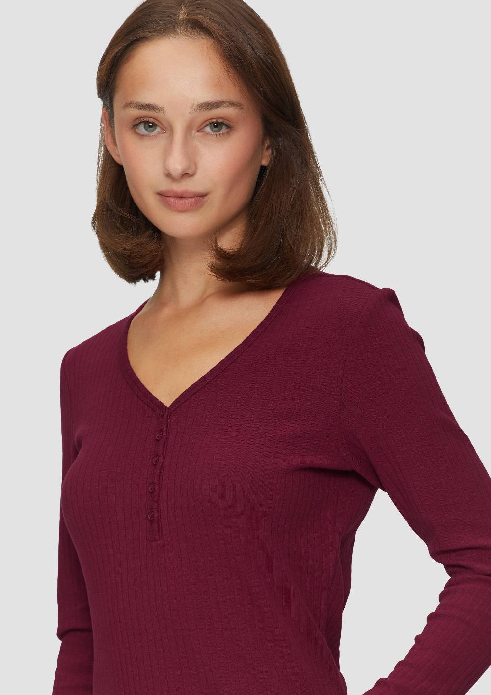S.Oliver Stretchiges Longsleeve mit Henleyausschnitt Heißer Verkauf