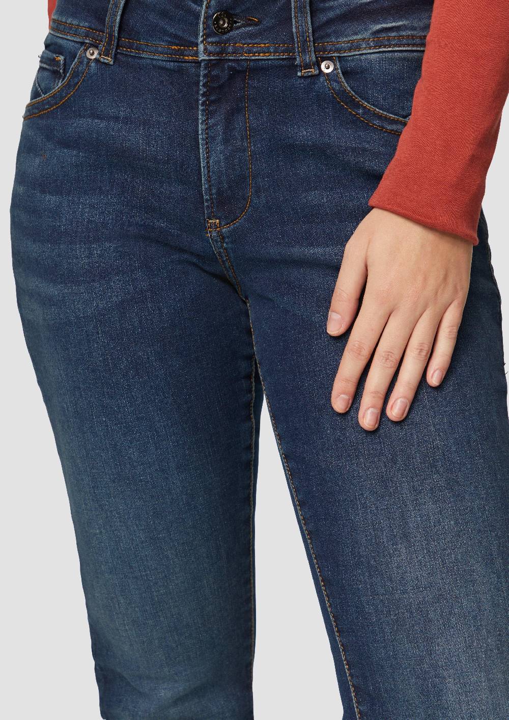 S.Oliver Jeans Catie / Slim Fit / Mid Rise / Bootcut Leg Nur für heute