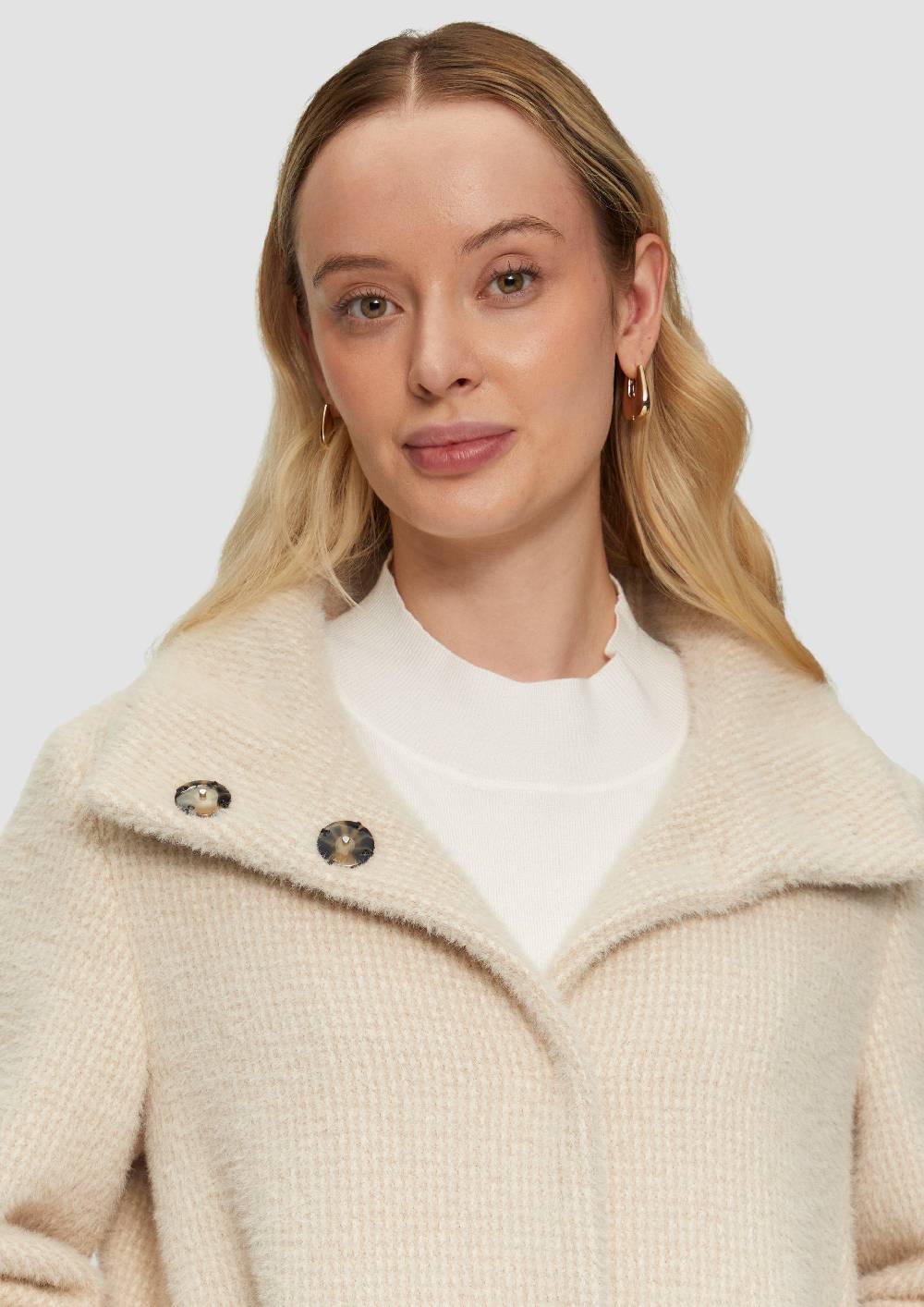 S.Oliver Flauschige Jacke mit Strickbündchen am Ärmel Online