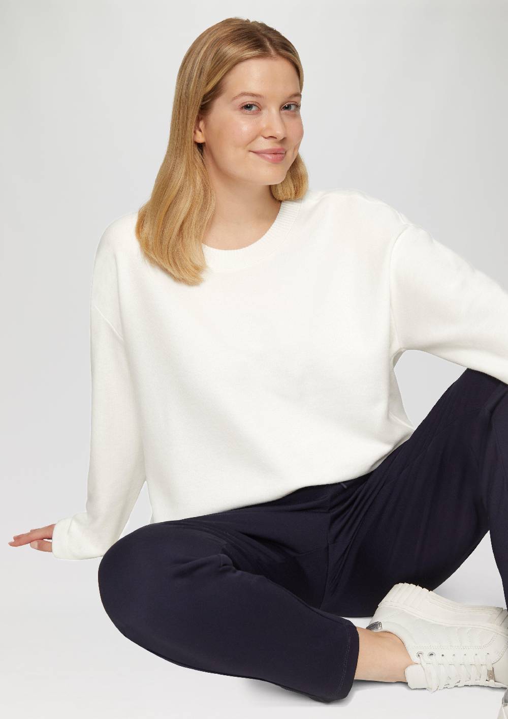 S.Oliver Weiches Sweatshirt mit überschnittenen Schultern Tägliche Deals
