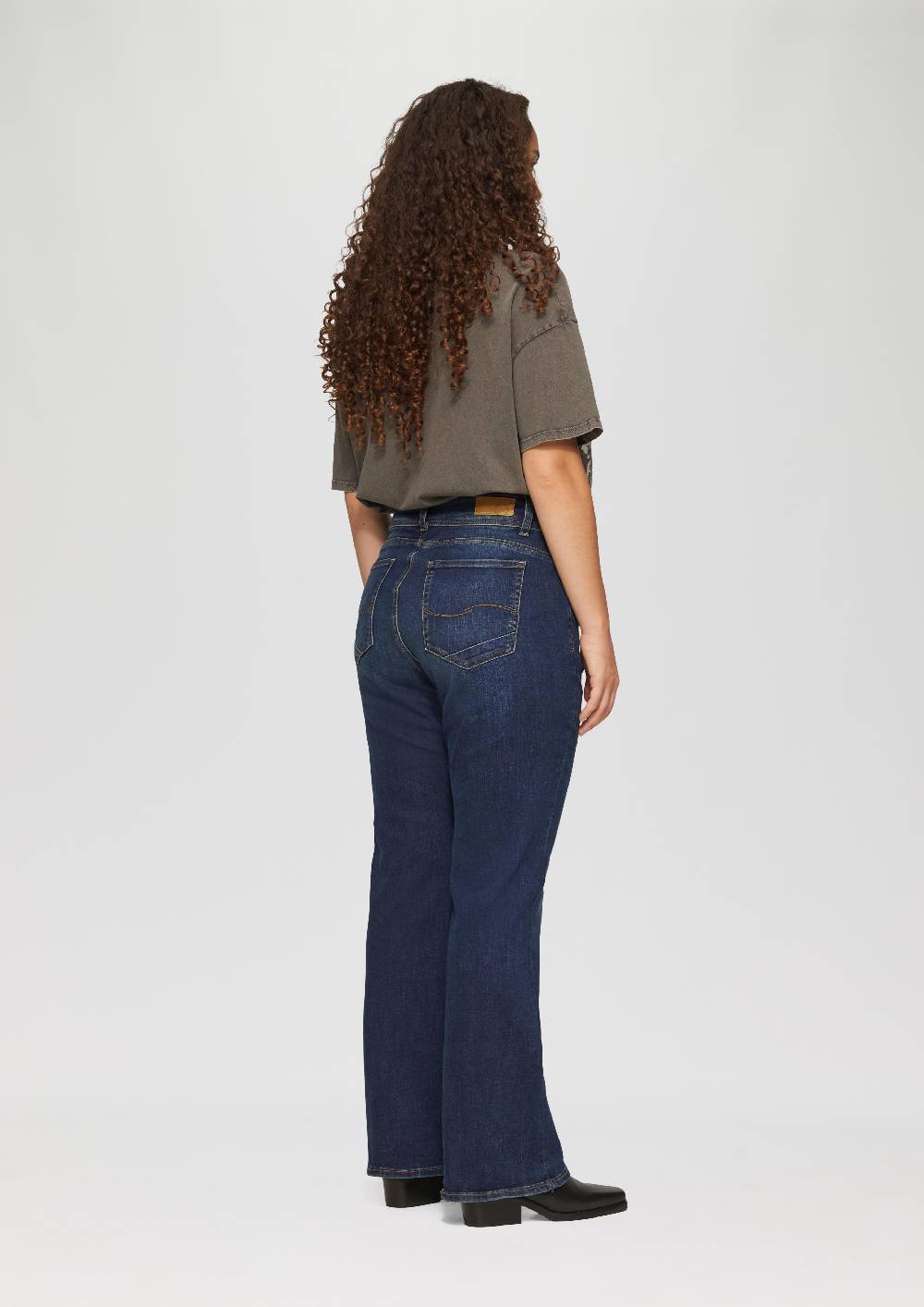 S.Oliver Jeans / Slim Fit / Mid Rise / Bootcut Leg JETZT KAUFEN