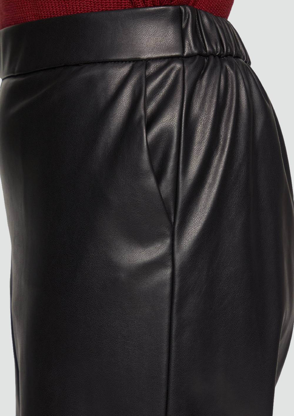 S.Oliver Culotte aus Lederimitat mit Nahtdetails Vierteljährliche Förderung