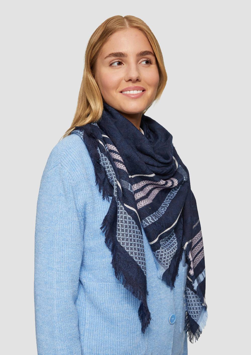 S.Oliver Tuch mit All-over-Print Letzte 2 Tage