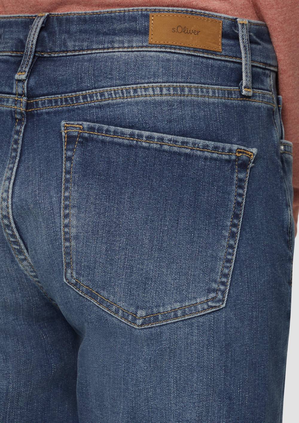 S.Oliver Jeans Karolin / Regular Fit / Mid Rise / Straight Leg Exklusive Angebote