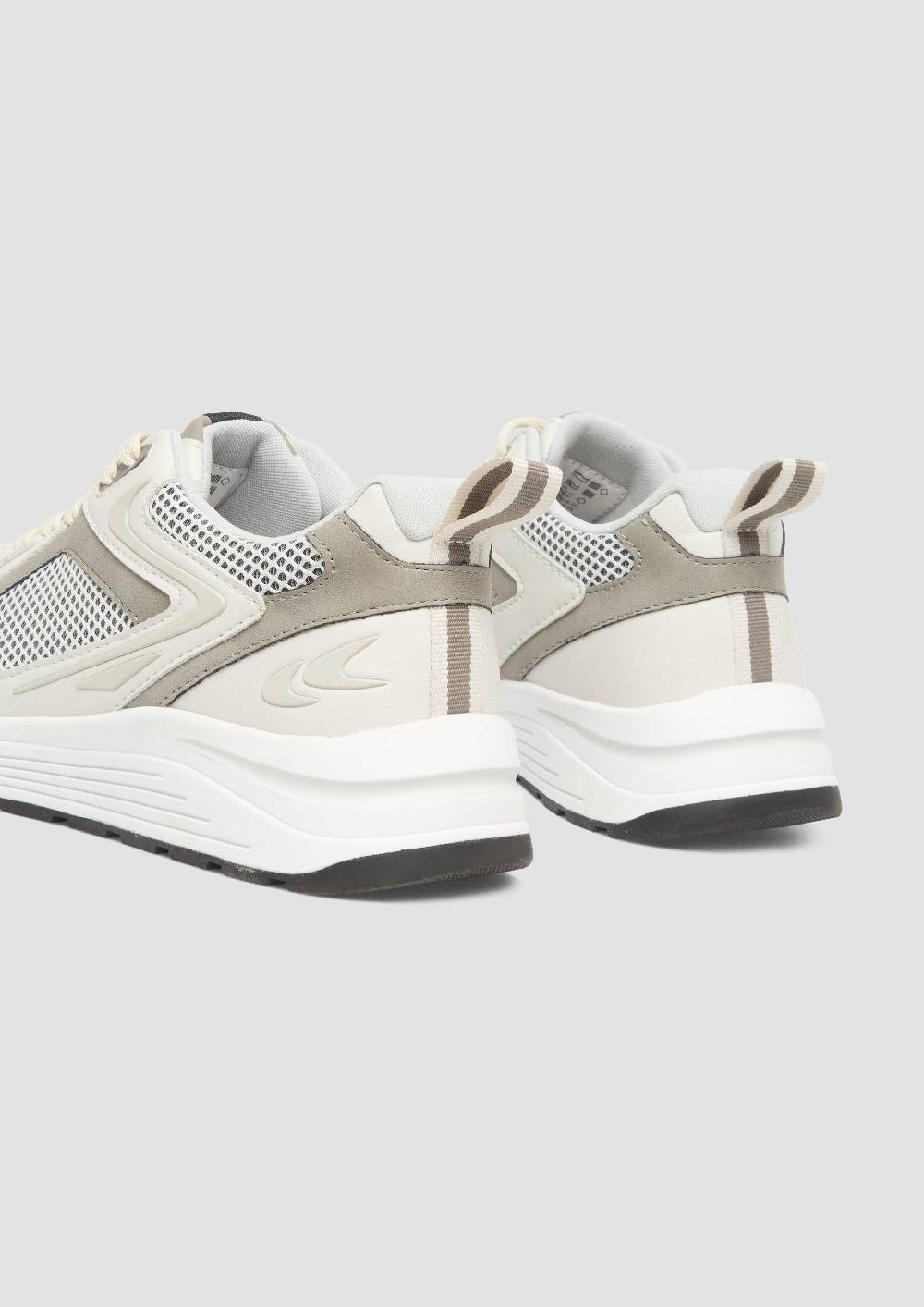 S.Oliver Sportlicher Sneaker mit Mesh Räumungsverkauf