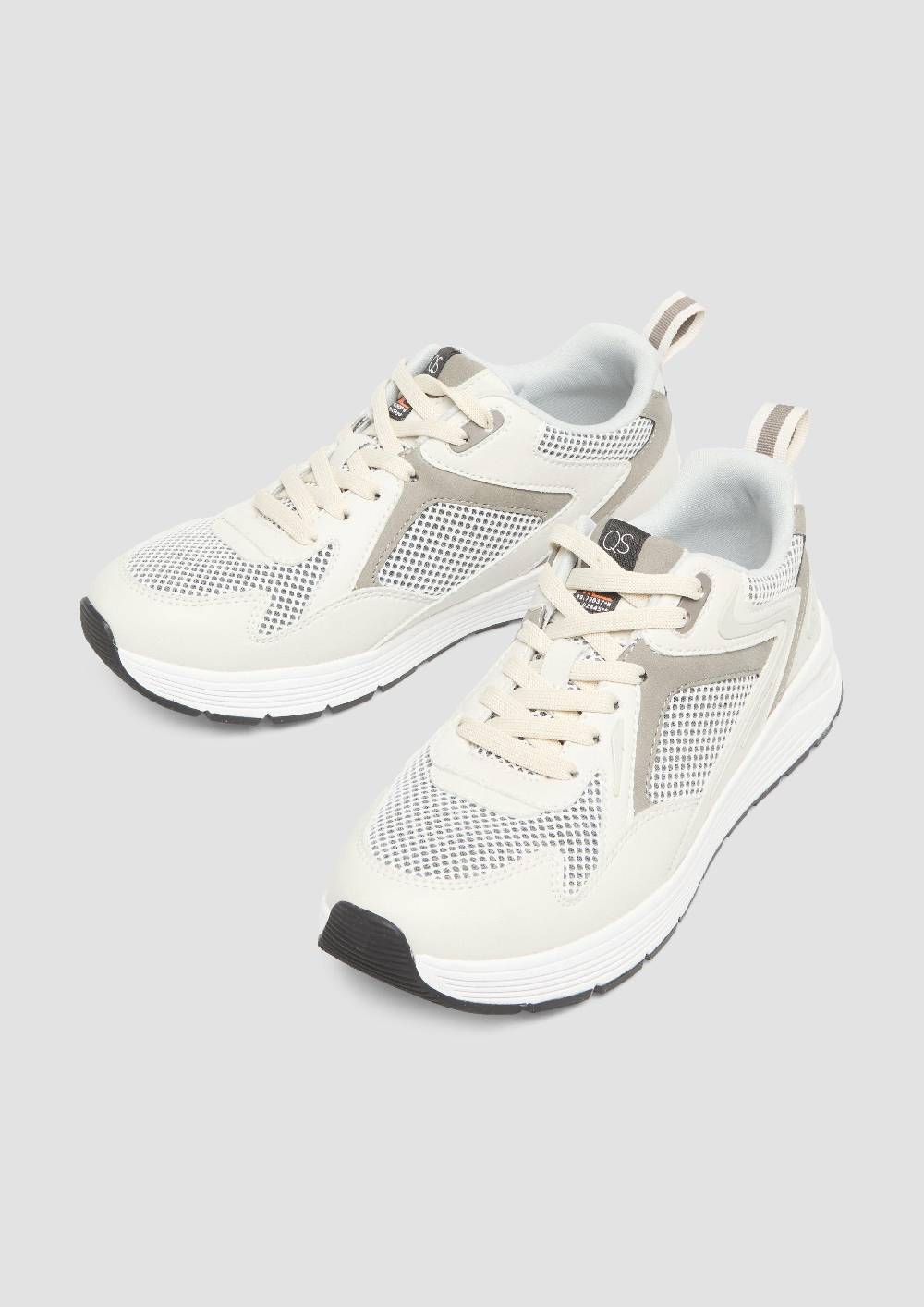 S.Oliver Sportlicher Sneaker mit Mesh Räumungsverkauf