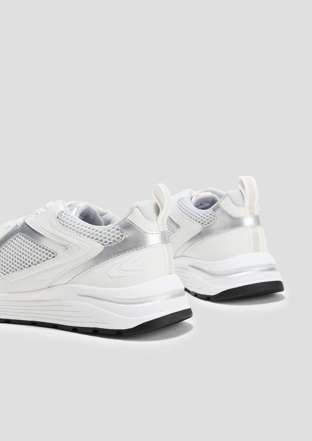 S.Oliver Sportlicher Sneaker mit Mesh Kauf eins, bekomm eins gratis