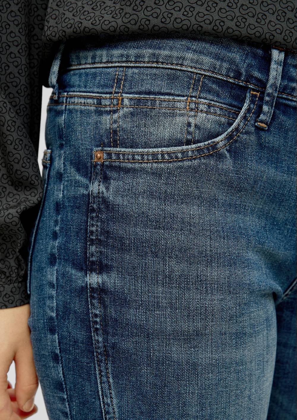 S.Oliver Jeans Betsy / Slim Fit / Mid Rise / Slim Leg Zeitlich begrenztes Angebot