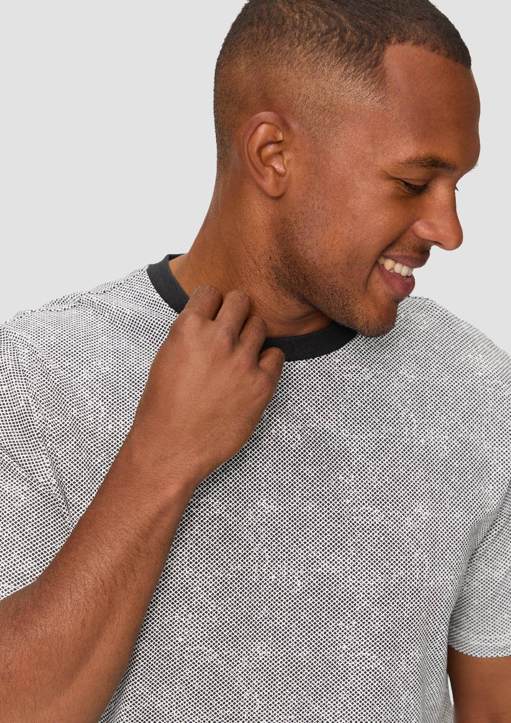 S.Oliver T-Shirt mit All-over-Print 50% Rabatt für begrenzte Zeit