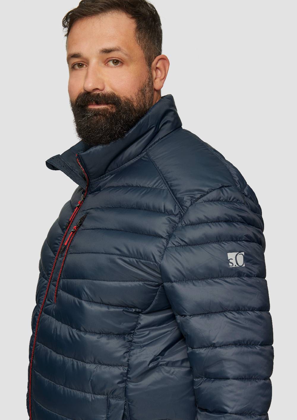 S.Oliver Wasserabweisende Steppjacke aus recyceltem Polyester Black Friday Preise