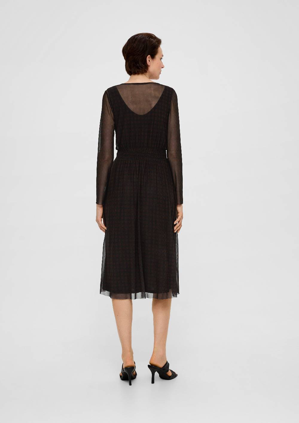 S.Oliver Meshkleid mit Smok-Detail Fabrikladen