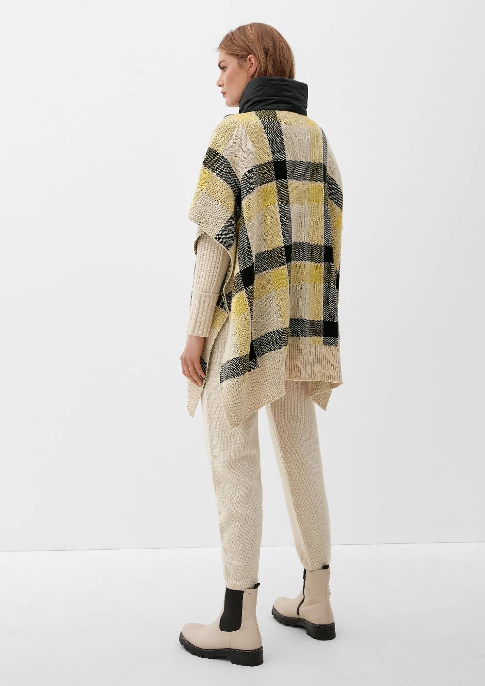 S.Oliver Poncho im Fabricmix 2025