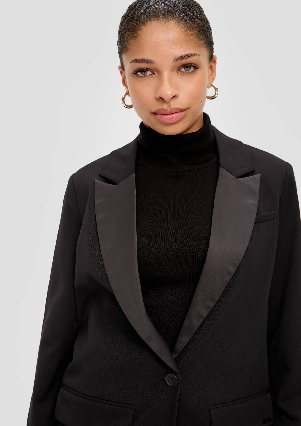 S.Oliver Blazer mit Satin-Kragen im Angebot