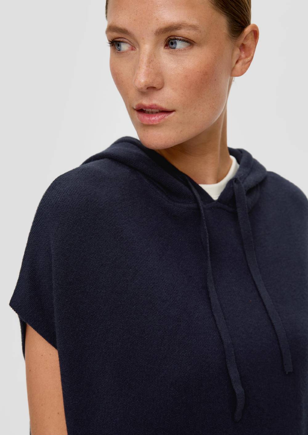 S.Oliver Strickponcho aus Viskosemix Meist gekauft