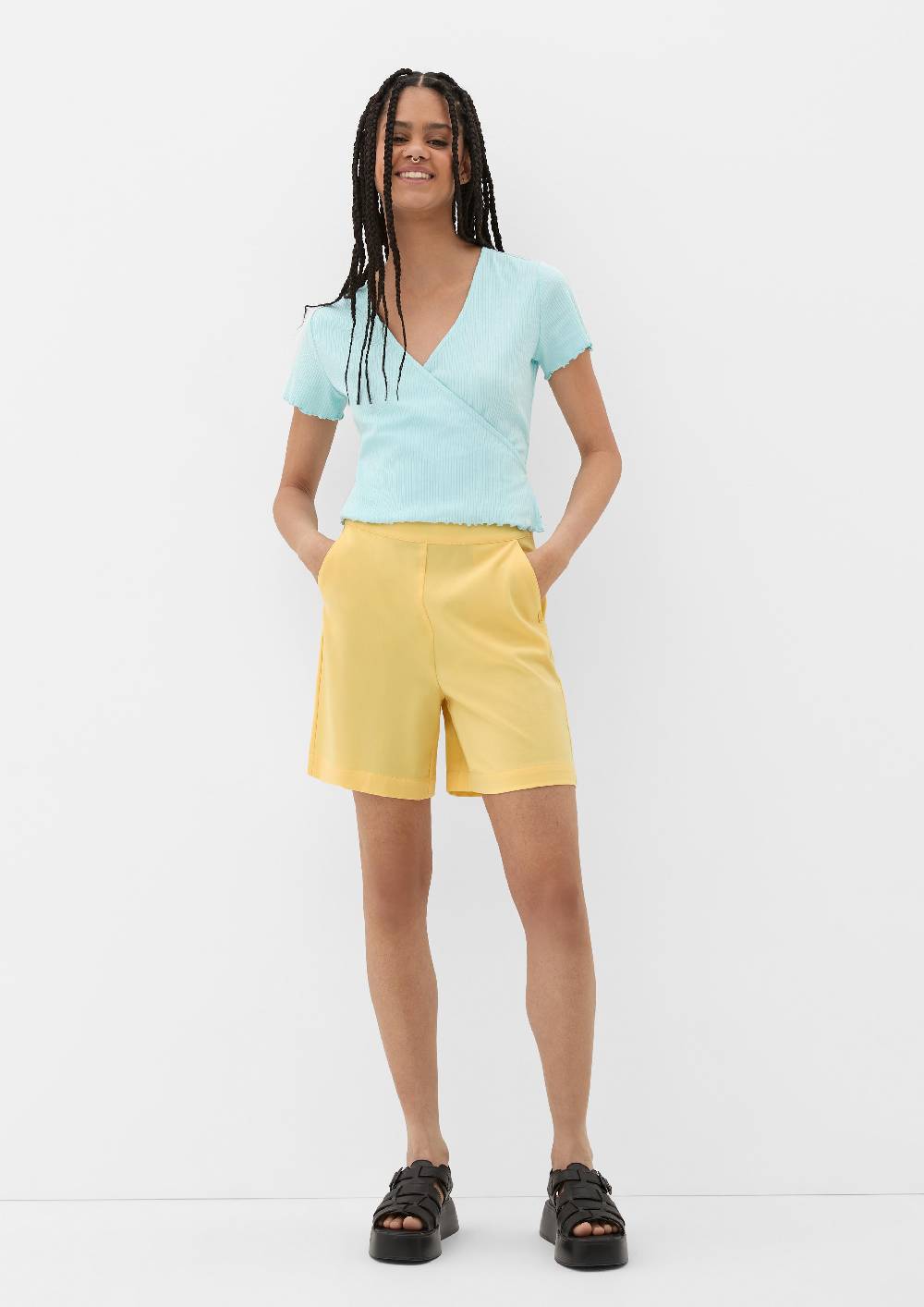 S.Oliver Regular: Shorts mit Viskose Tägliche Deals