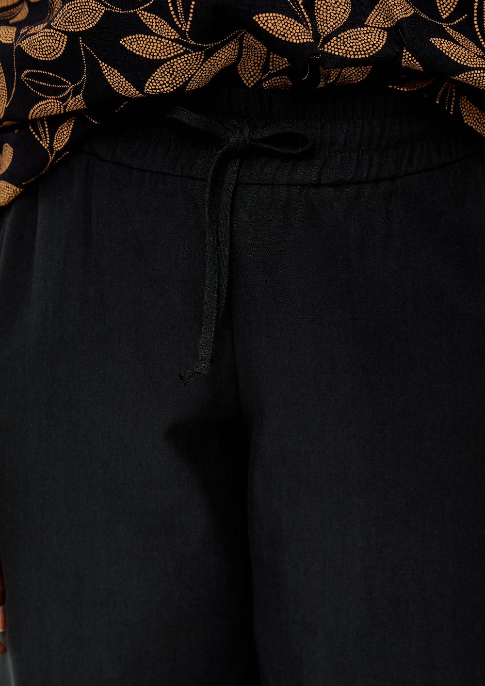 S.Oliver Regular curvy: Kurze Hose aus Twill VIP-Rabatte