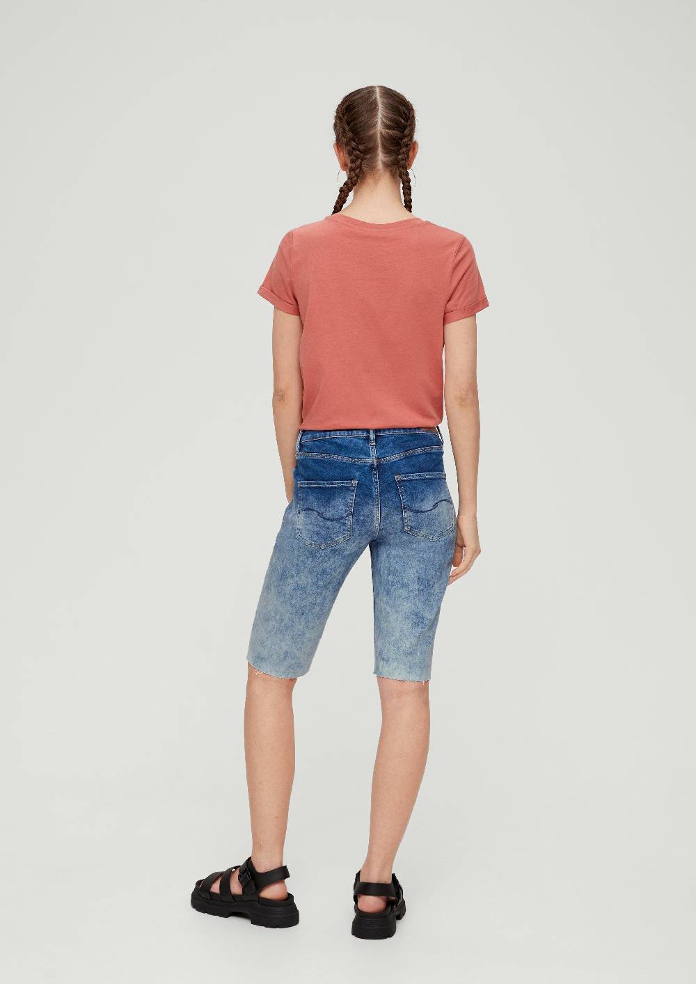 S.Oliver Bermuda-Jeans Catie / Slim Fit / Mid Rise / Slim Leg Letzter Tag